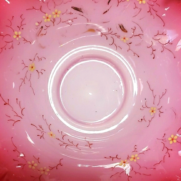 ❣HP❣Vintage Bridal Ruffle Cranberry & Milk Bowl - Picture 4 of 9